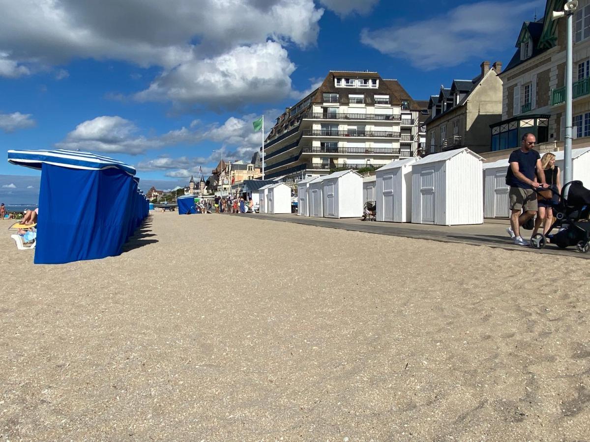 Blonville sur Mer : au pied de la mer. Suite Hôtel ! Extérieur photo